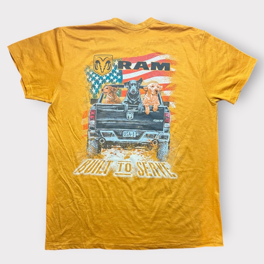 Ram Trucks Built to Serve Graphic Tee Mens Large Mustard Yellow Dogs USA‎ Flag